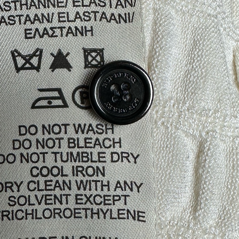 Authentic‎ Burberry London Silk Blouse - Picture 11 of 15
